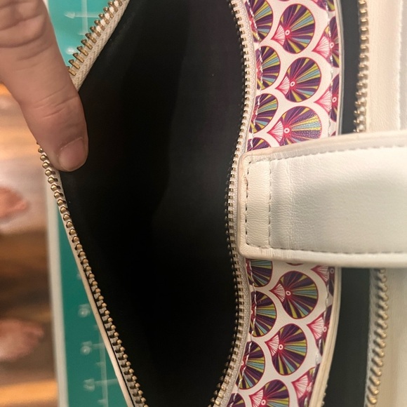 Sassy Jones white fan print shoulder bag - Picture 7 of 14